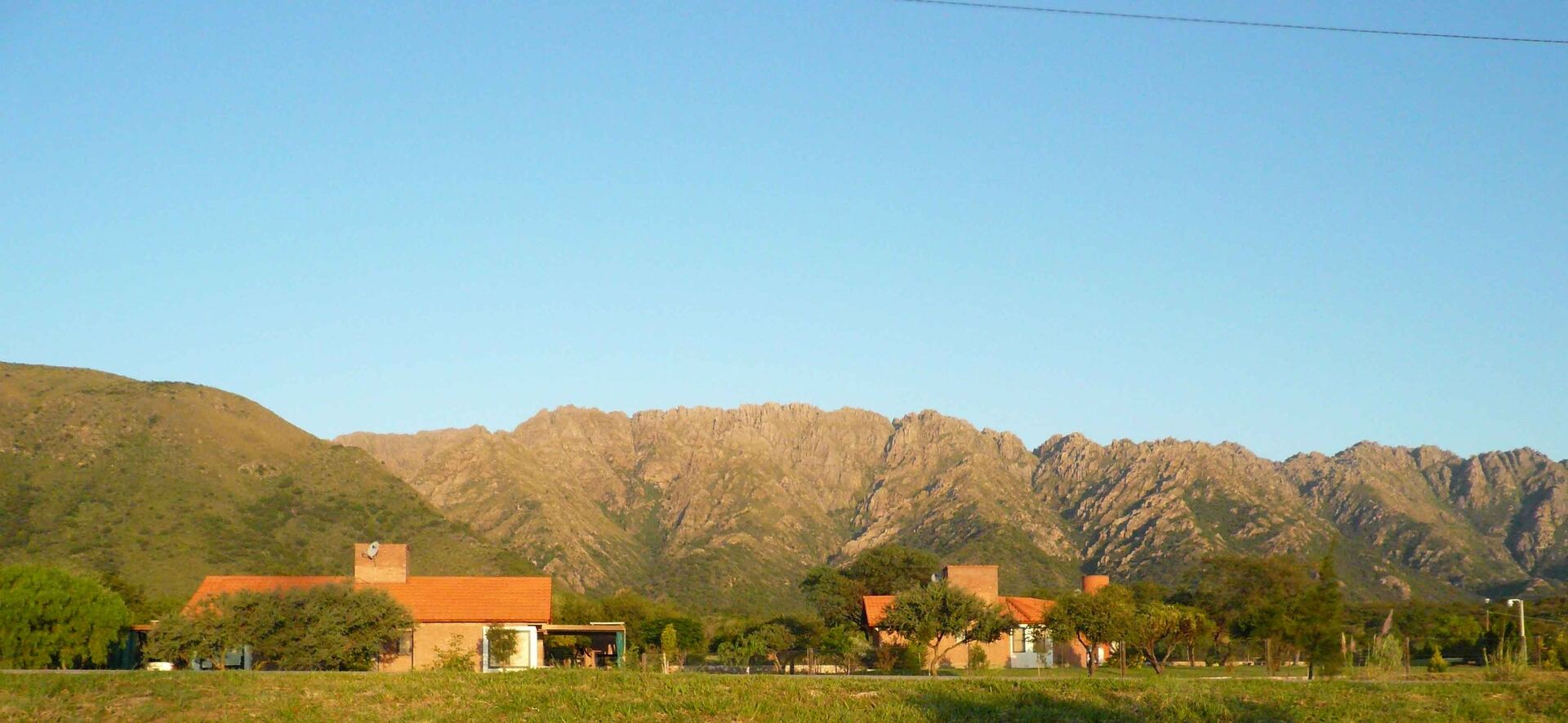 Vista de las Sierras de los Comechingones desde Mirasierra